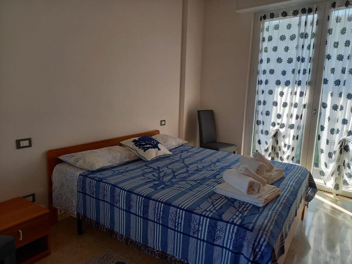 דירות קיאברי Terrazza Sul Mare In Via Devoto מראה חיצוני תמונה