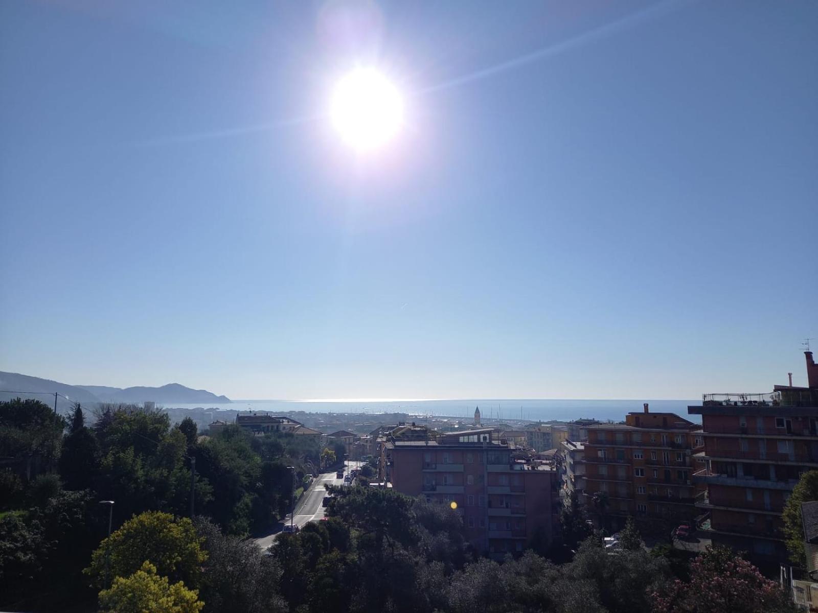 דירות קיאברי Terrazza Sul Mare In Via Devoto מראה חיצוני תמונה